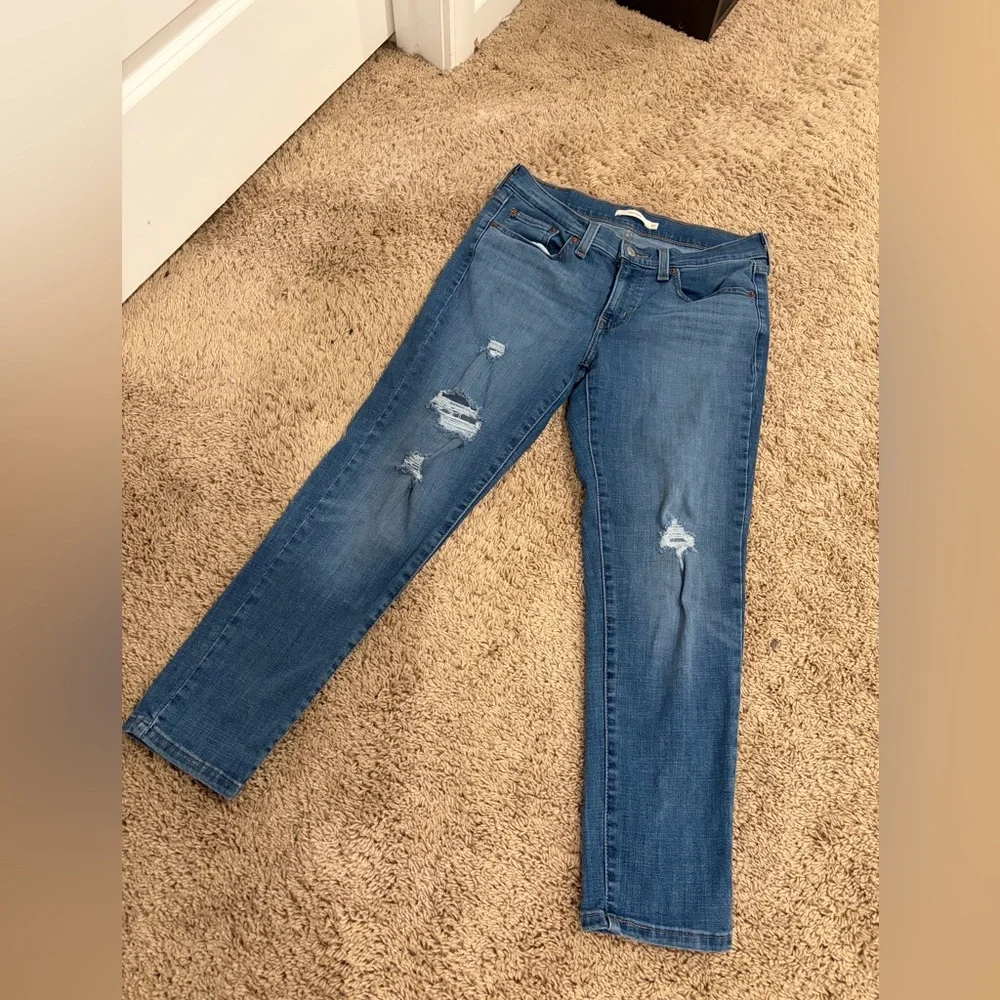 Levi’s Boyfriend Jeans Size 27 Distressed Medium Wash - Picture 2 of 4